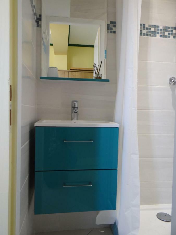 Appartement Vue Mer, Presqu'Il De Giens Hyeres Exterior photo
